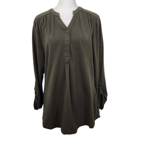 Denim&Co Tops - D&Co. Dark Green Knit Top Size Medium Olive Green Half-Button Top Green Blouse